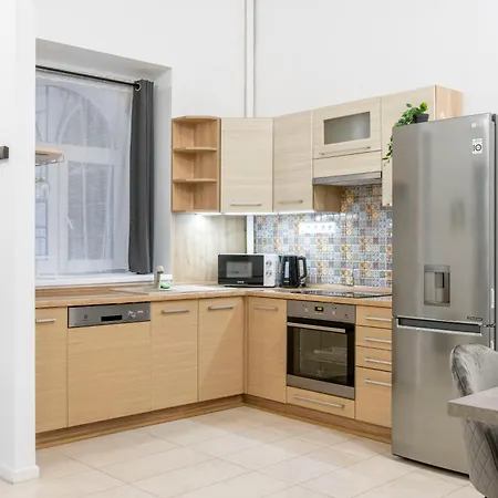 Exclusive & Cozy Central In The Heart Of Apartment *