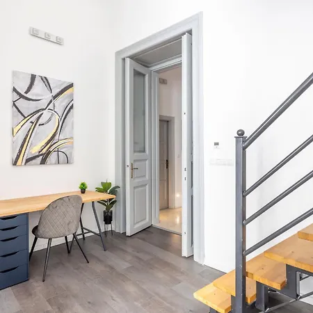 Exclusive & Cozy Central In The Heart Of Apartment